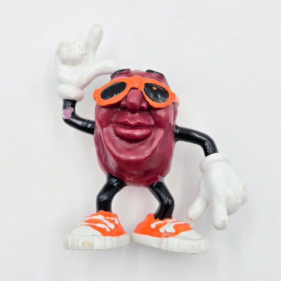 Vintage 1987 California Raisins Figurines Orange Sunglasses and Shoes Guitar Pla - Picture 8 of 16